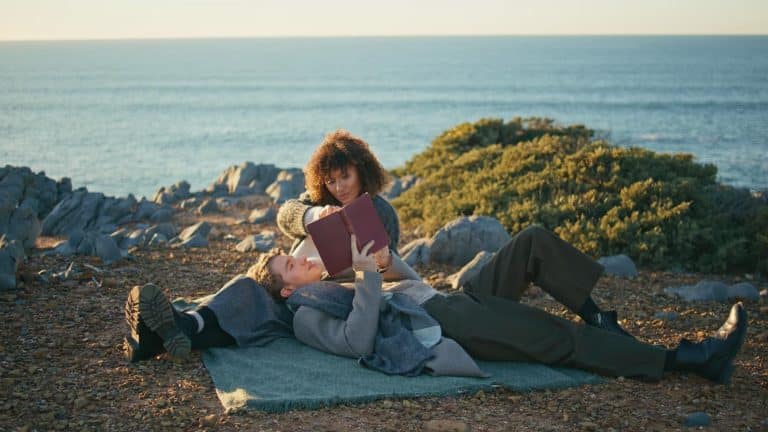 The Ultimate Guide to Picnicking on the Oregon Coast 🧺 Best Spots, Wind Hacks, and Local Bites