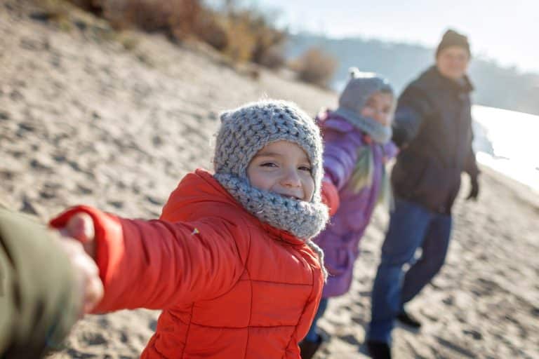 Best Family-Friendly Winter Adventures on the Oregon Coast ❄️🌊🐋