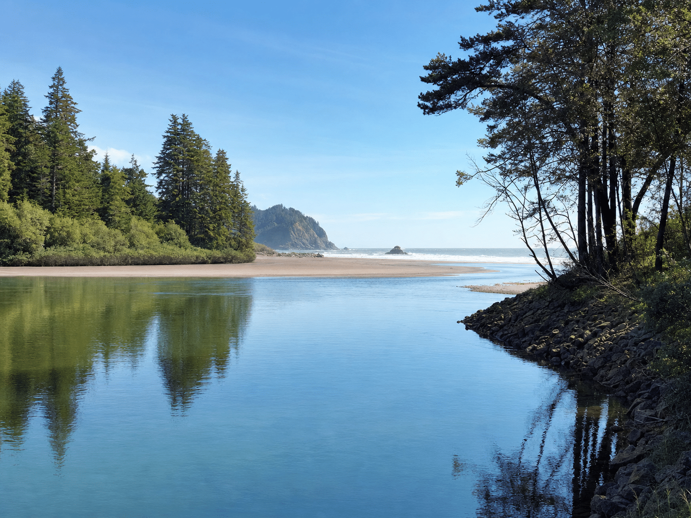 River estuary where Rogue River meets the Pacific Ocean